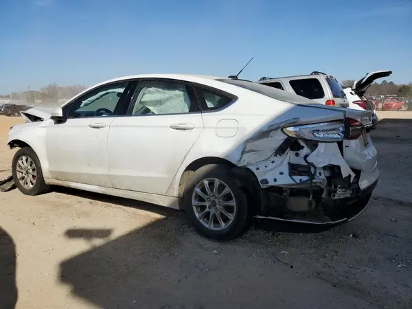 3FA6P0G73HR377397 2017 FORD FUSION - Image 2