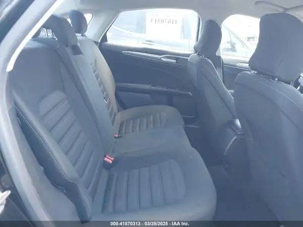 3FA6P0G73HR391185 2017 FORD FUSION - Image 8