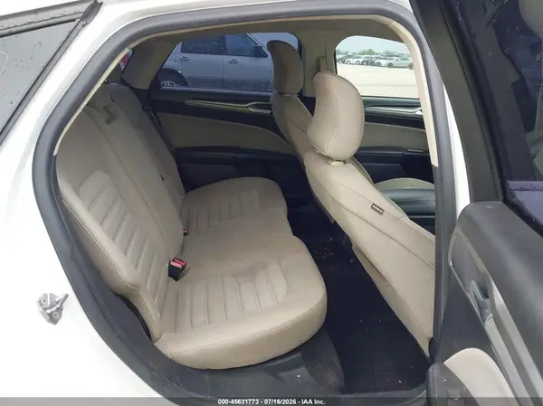 3FA6P0G73JR211323 2018 FORD FUSION - Image 8