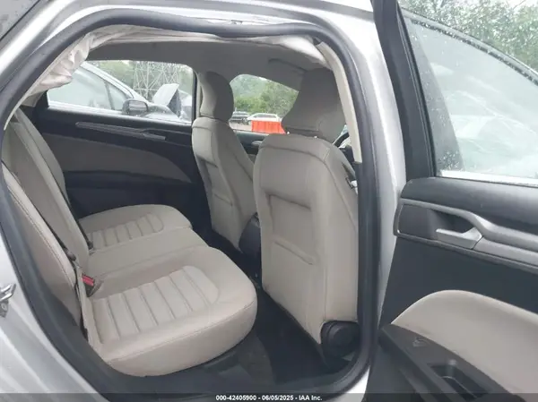 3FA6P0G73KR107402 2019 FORD FUSION - Image 8