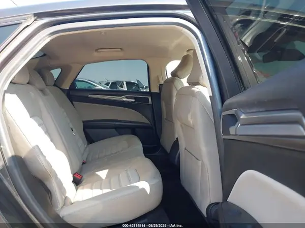 3FA6P0G73KR178275 2019 FORD FUSION - Image 8