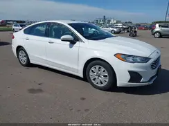 3FA6P0G73KR230276 2019 FORD FUSION