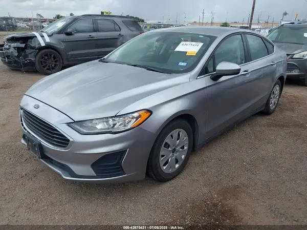 3FA6P0G73LR125965 2020 FORD FUSION - Image 2