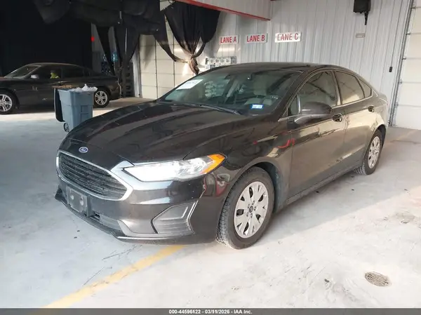 3FA6P0G73LR201121 2020 FORD FUSION - Image 2