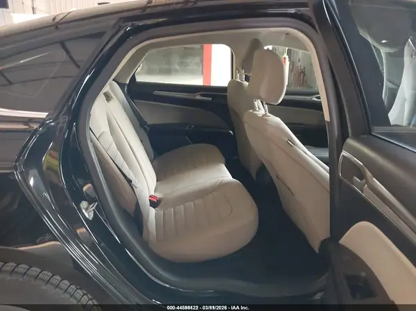 3FA6P0G73LR201121 2020 FORD FUSION - Image 8