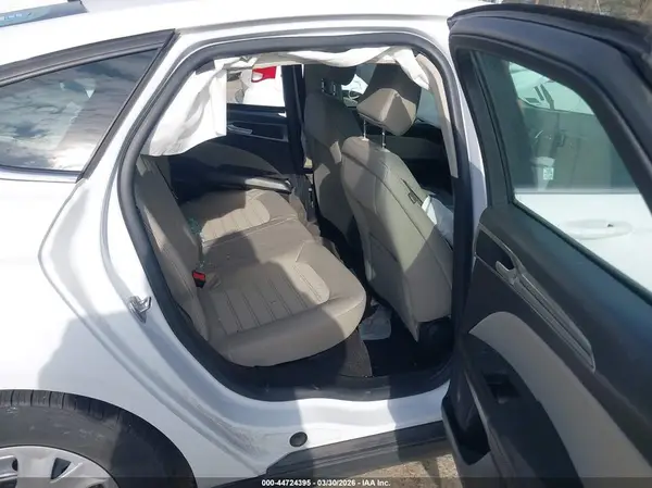 3FA6P0G73LR220722 2020 FORD FUSION - Image 8