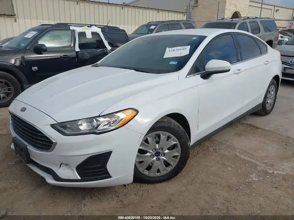 3FA6P0G73LR240405 2020 FORD FUSION - Image 2