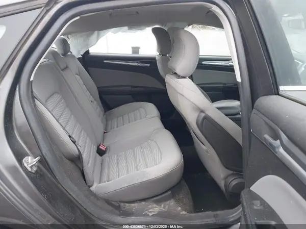 3FA6P0G74GR155028 2016 FORD FUSION - Image 8