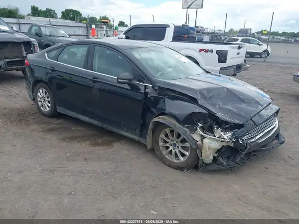 3FA6P0G74GR301881 2016 FORD FUSION - Image 1