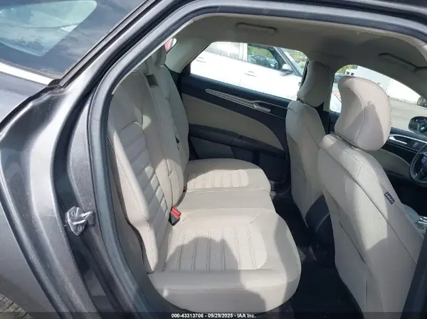 3FA6P0G74HR154060 2017 FORD FUSION - Image 8