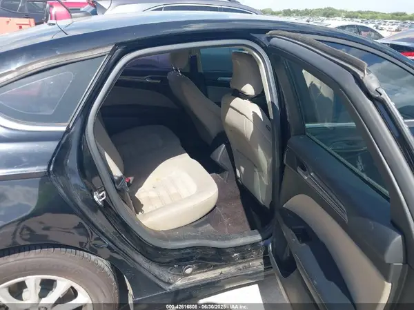 3FA6P0G74HR200325 2017 FORD FUSION - Image 8