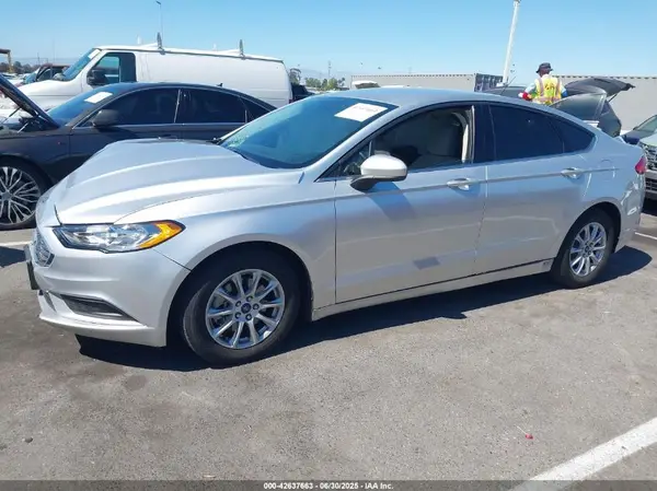 3FA6P0G74HR201006 2017 FORD FUSION - Image 2