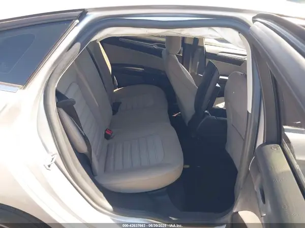 3FA6P0G74HR201006 2017 FORD FUSION - Image 8