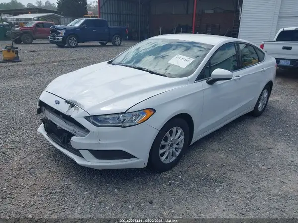 3FA6P0G74HR279107 2017 FORD FUSION - Image 2