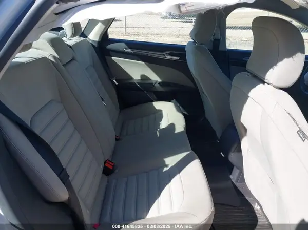 3FA6P0G74HR318164 2017 FORD FUSION - Image 8