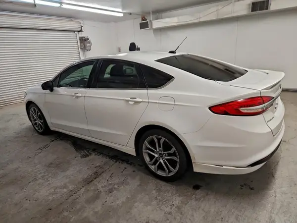 3FA6P0G74HR398582 2017 FORD FUSION - Image 2