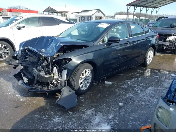 3FA6P0G74JR201304 2018 FORD FUSION - Image 2