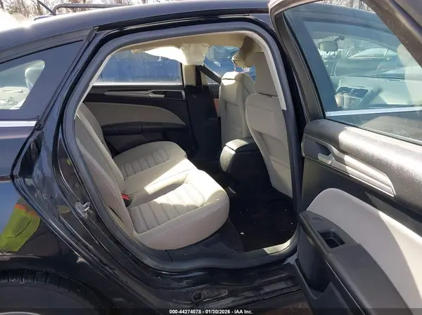 3FA6P0G74JR201304 2018 FORD FUSION - Image 8