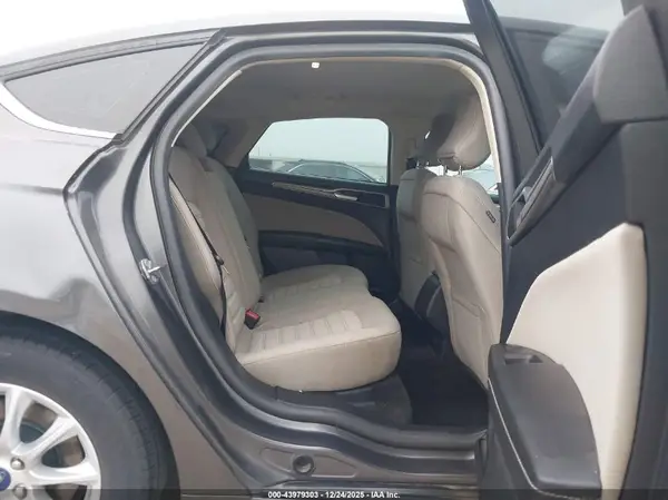3FA6P0G74JR203585 2018 FORD FUSION - Image 8