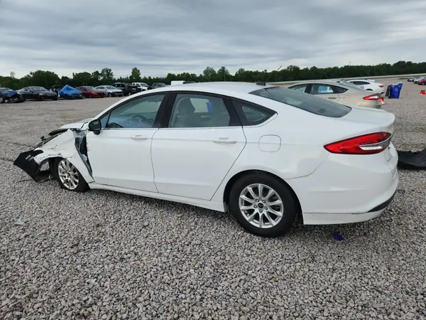 3FA6P0G74JR234769 2018 FORD FUSION - Image 2