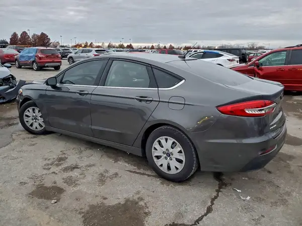 3FA6P0G74KR190242 2019 FORD FUSION - Image 2