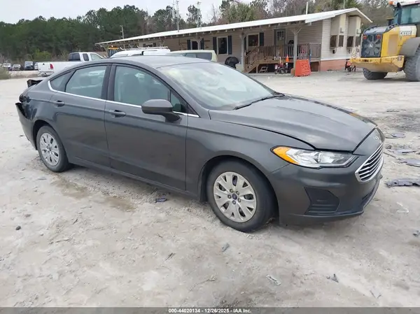 3FA6P0G74KR246518 2019 FORD FUSION - Image 1
