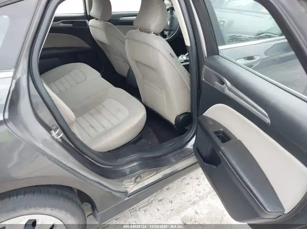 3FA6P0G74KR246518 2019 FORD FUSION - Image 8