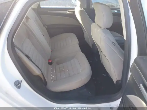 3FA6P0G74KR276067 2019 FORD FUSION - Image 8