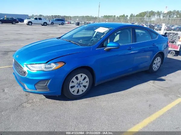 3FA6P0G74LR201161 2020 FORD FUSION - Image 2