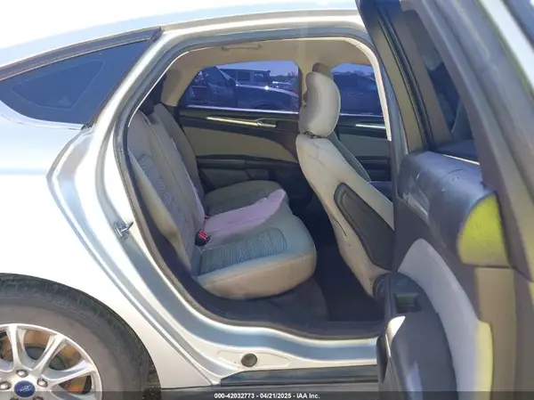 3FA6P0G75GR105206 2016 FORD FUSION - Image 8