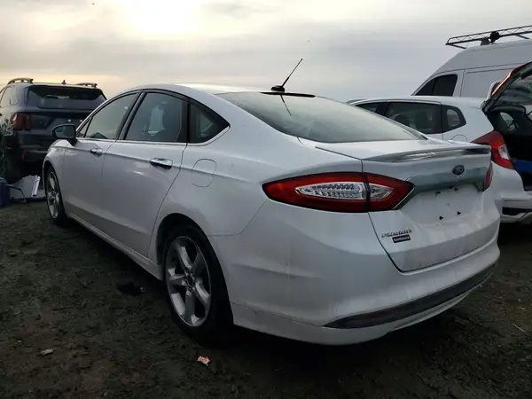 3FA6P0G75GR129506 2016 FORD FUSION - Image 2