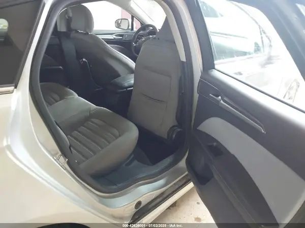 3FA6P0G75GR274240 2016 FORD FUSION - Image 8