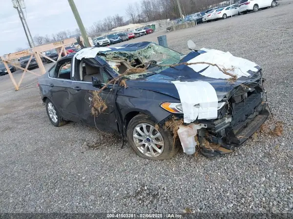 3FA6P0G75GR389694 2016 FORD FUSION - Image 1