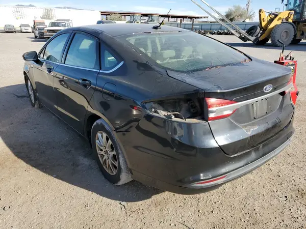 3FA6P0G75HR140779 2017 FORD FUSION - Image 2