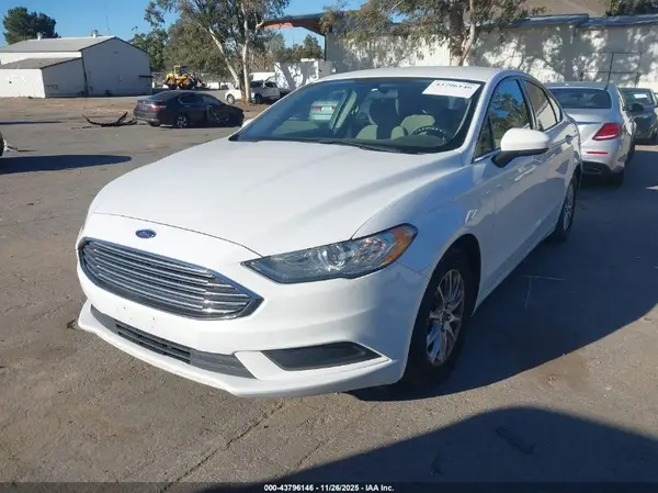3FA6P0G75HR144489 2017 FORD FUSION - Image 2