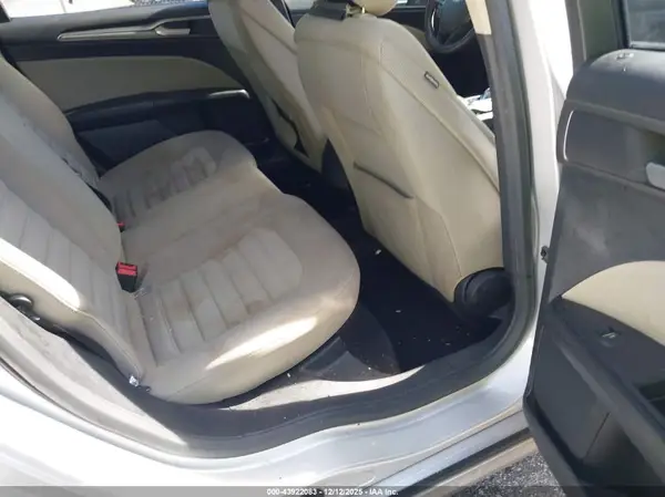 3FA6P0G75HR174382 2017 FORD FUSION - Image 8