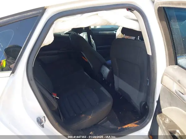 3FA6P0G75HR189089 2017 FORD FUSION - Image 8