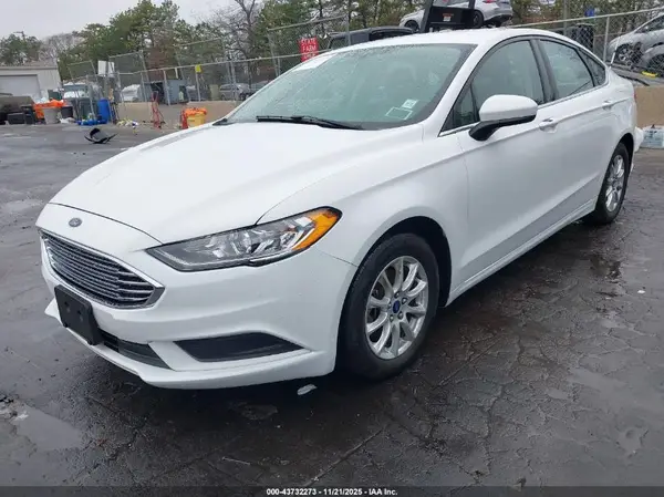 3FA6P0G75HR219630 2017 FORD FUSION - Image 2