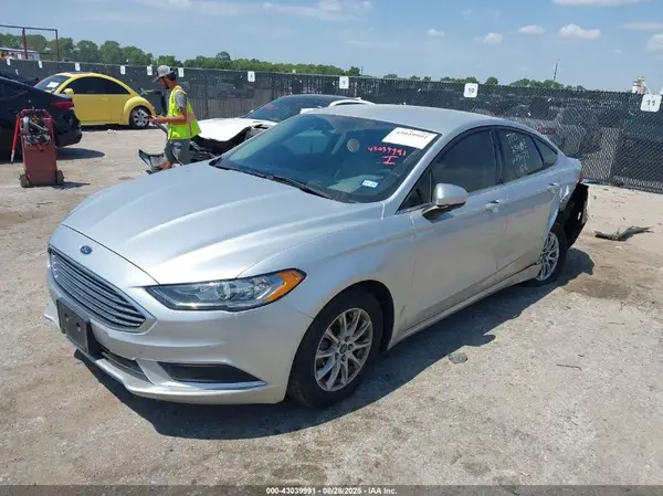 3FA6P0G75HR232393 2017 FORD FUSION - Image 2