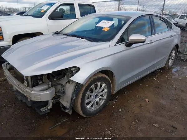 3FA6P0G75HR300997 2017 FORD FUSION - Image 2