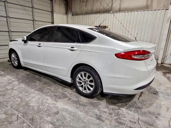 3FA6P0G75HR307402 2017 FORD FUSION - Image 2