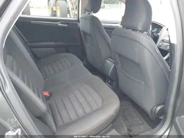 3FA6P0G75HR339587 2017 FORD FUSION - Image 8