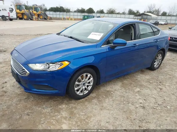 3FA6P0G75HR403370 2017 FORD FUSION - Image 2