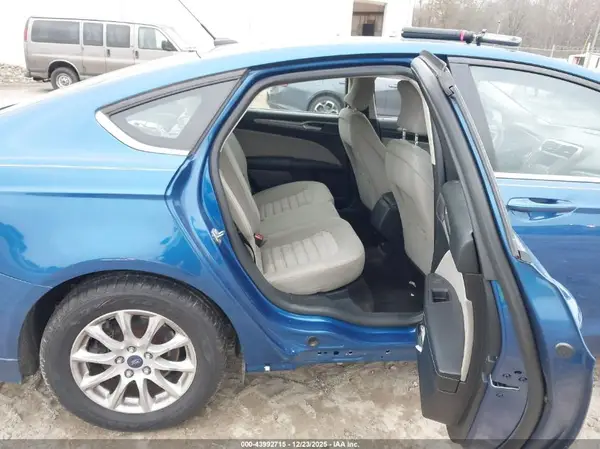 3FA6P0G75HR403370 2017 FORD FUSION - Image 8
