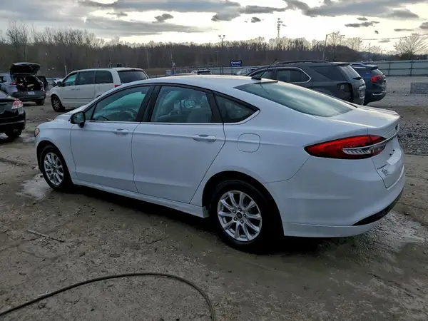 3FA6P0G75HR411601 2017 FORD FUSION - Image 2