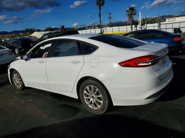 3FA6P0G75HR413817 2017 FORD FUSION - Image 2