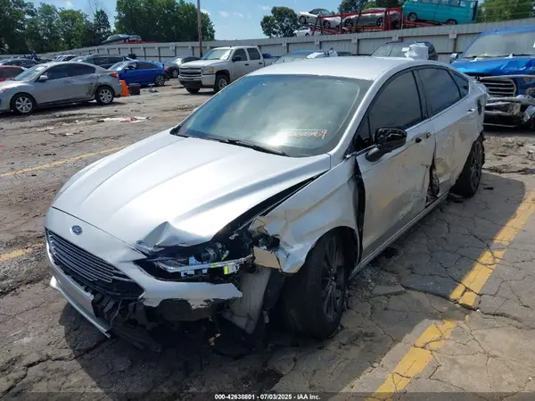 3FA6P0G75JR200064 2018 FORD FUSION - Image 2