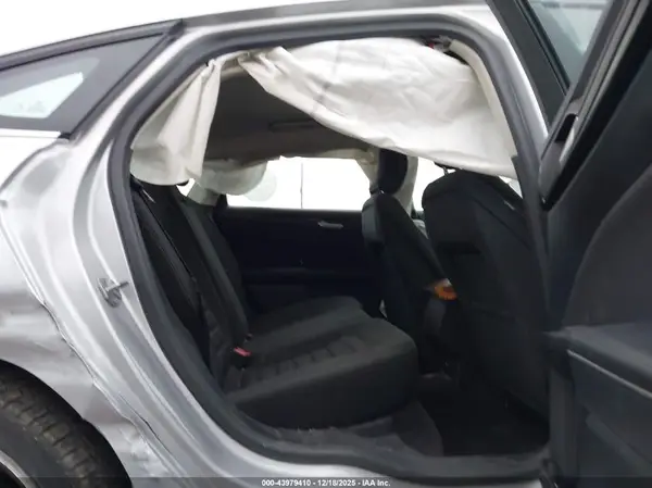 3FA6P0G75JR200470 2018 FORD FUSION - Image 8
