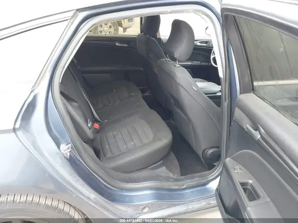 3FA6P0G75JR217995 2018 FORD FUSION - Image 8