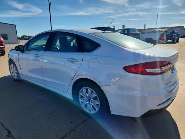 3FA6P0G75KR198124 2019 FORD FUSION - Image 2
